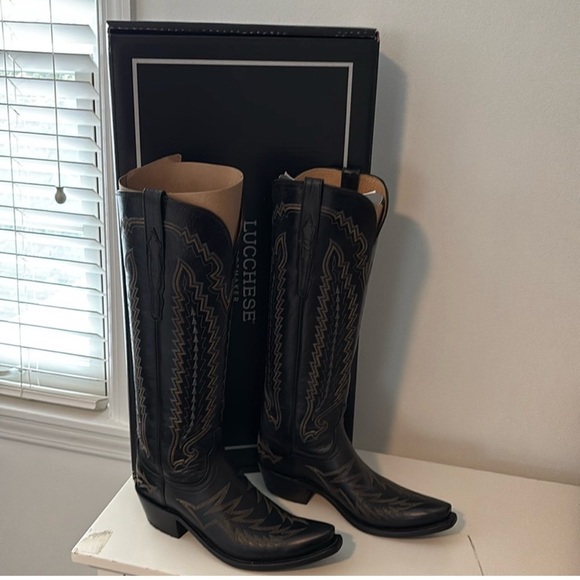 Lucchese Priscilla boots size 9 - Picture 2 of 8